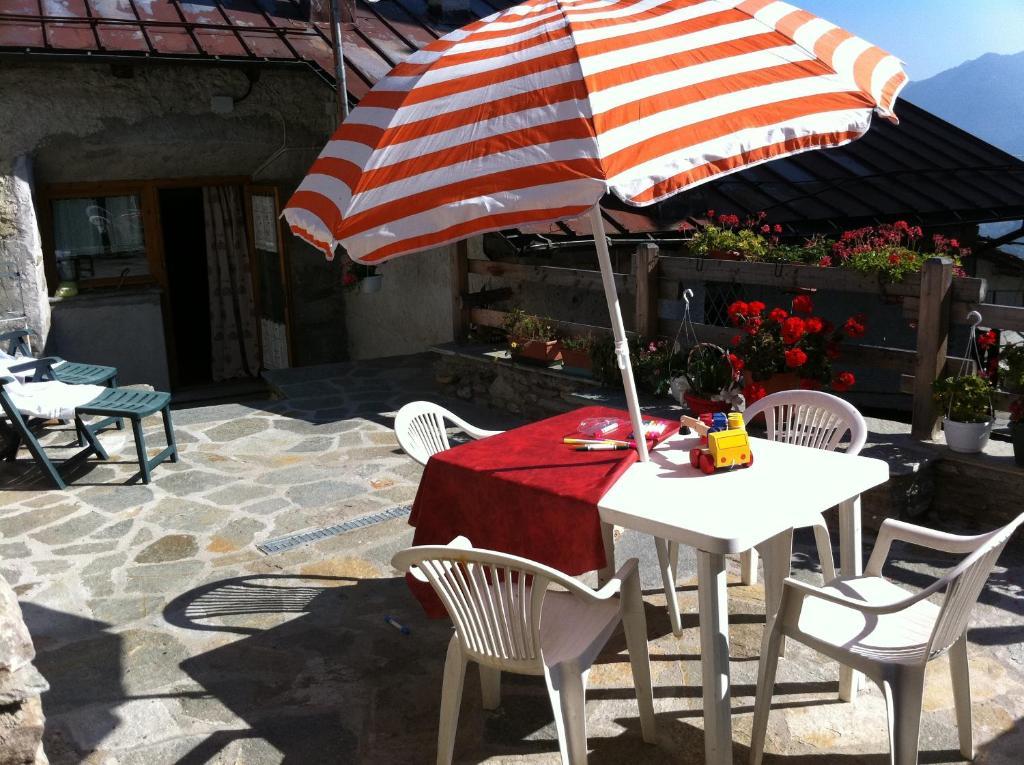 La Placette - Albergo Diffuso E Trattoria Usseaux Phòng bức ảnh