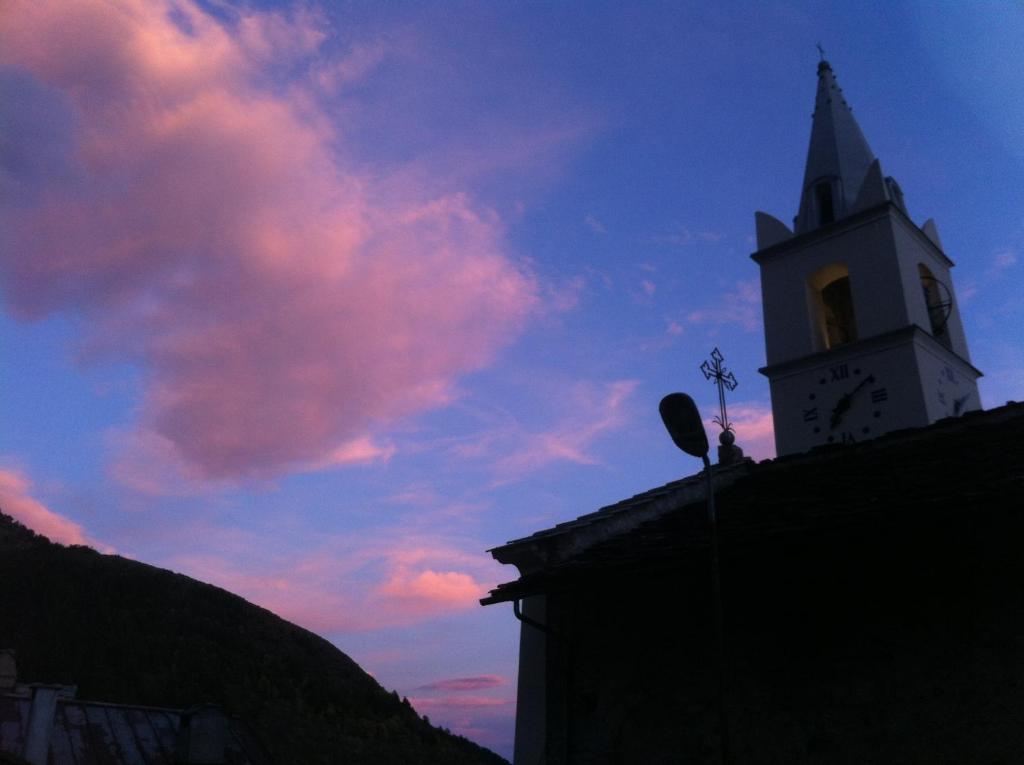 La Placette - Albergo Diffuso E Trattoria Usseaux Phòng bức ảnh