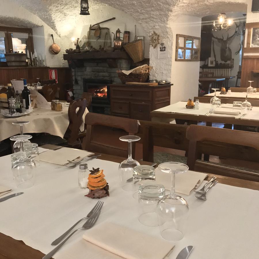 La Placette - Albergo Diffuso E Trattoria Usseaux Ngoại thất bức ảnh