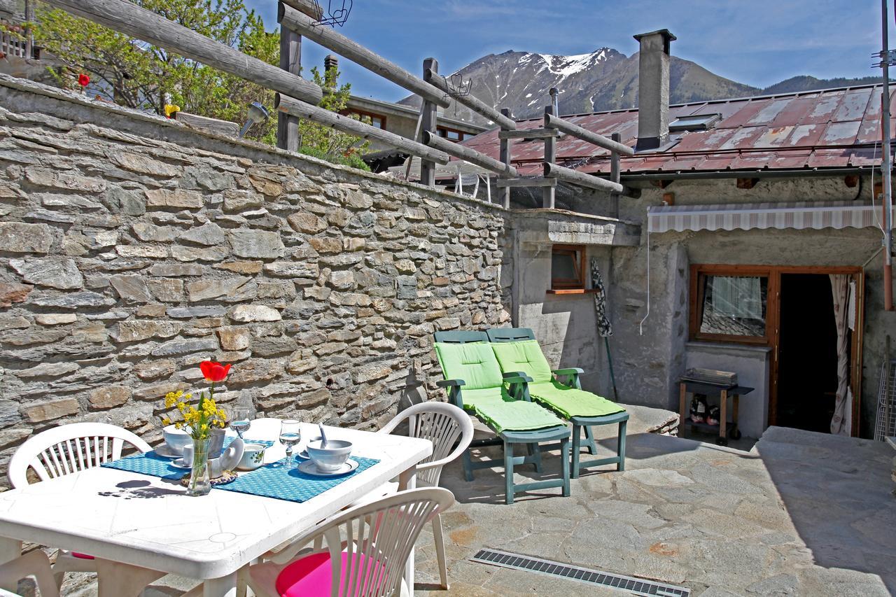 La Placette - Albergo Diffuso E Trattoria Usseaux Ngoại thất bức ảnh